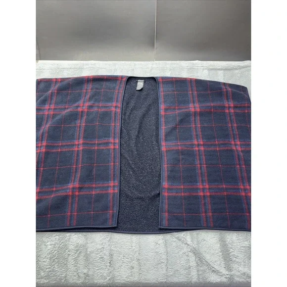 IKE BEHAR Woman Wrap Shawl Poncho Reversible Fuzzy BURGANDY BLUE One Size Fleece