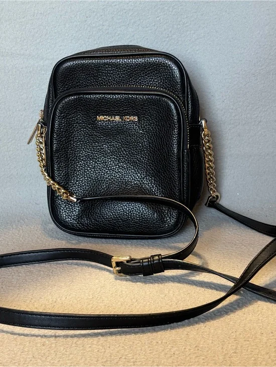 Michael Kors Black Pebbled Leather Jet Set Travel Medium Logo Crossbody Bag