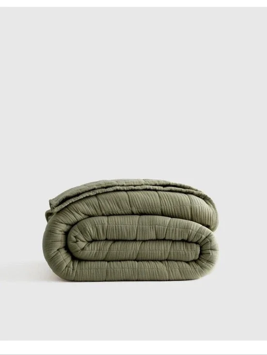 New! Quince Organic Luxury Airy Gauze Cotton Box Quilt Green Queen Olive Green