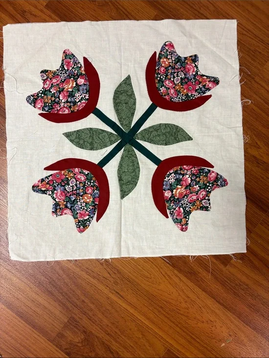 Floral Appliqué Quilt Block Pillow Top - Red, Green, Multicolor
