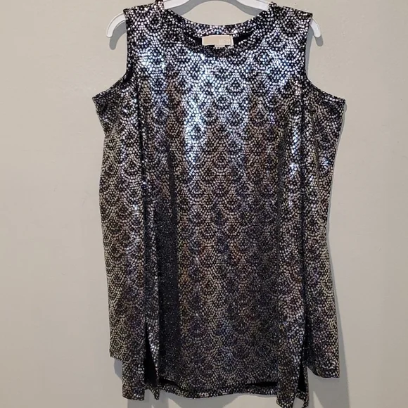 ❤ MICHAEL MICHAEL KORS LONG SLEEEVED COLD SHOULDER SHINY FISHSCALE PATTERN TOP
