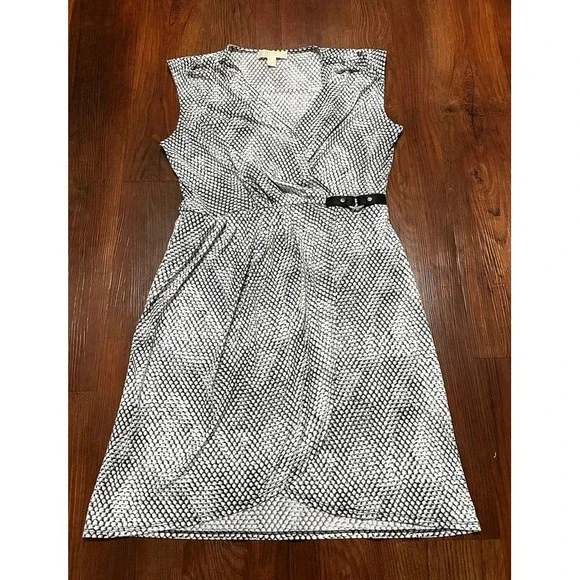 Michael Kors Faux Wrap Dress Size M Grey White Snakeskin Print Sleeveless