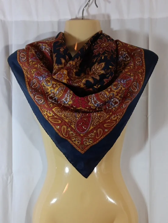 Vintage Casual Corner Womens Silk Scarf Navy Blue Paisley Korea Classic
