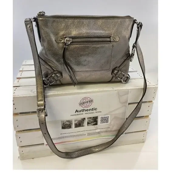 MICHAEL KORS, SMALL LEATHER METALIC SPARKEL CROSSBODY BAG