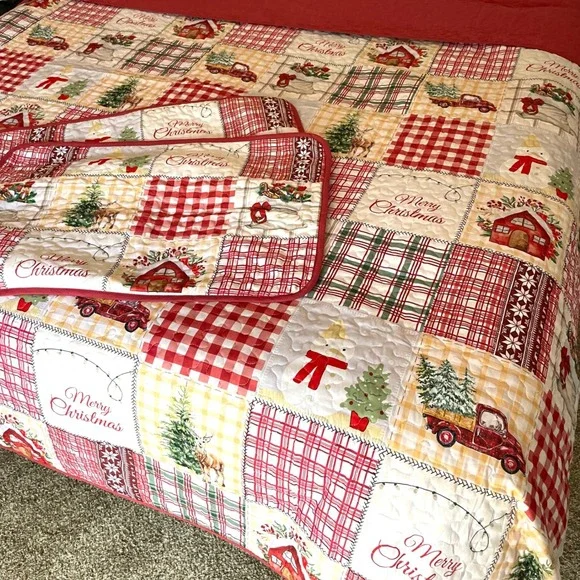 Patchwork Christmas Quilt Coverlet 2 Shams Set Size Queen Red Holiday Farmhouse