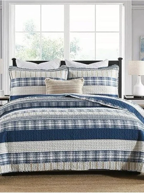 Coastal Stripe Quilted Bedding Set - Blue & White