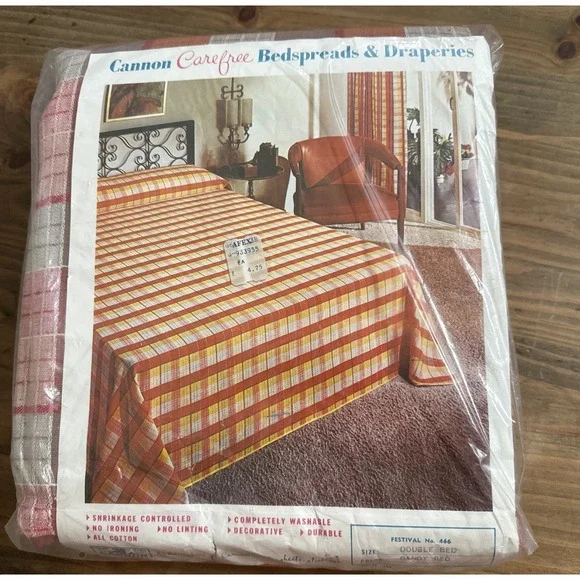 NWT VINTAGE CANNON ALL COTTON BEDSPREAD Double Candy Red Plaid MCM Carefree