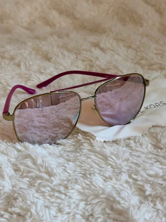 🌸🩷 Michael Kors Pink Mirrored Aviator Sunglasses MK5007 Have