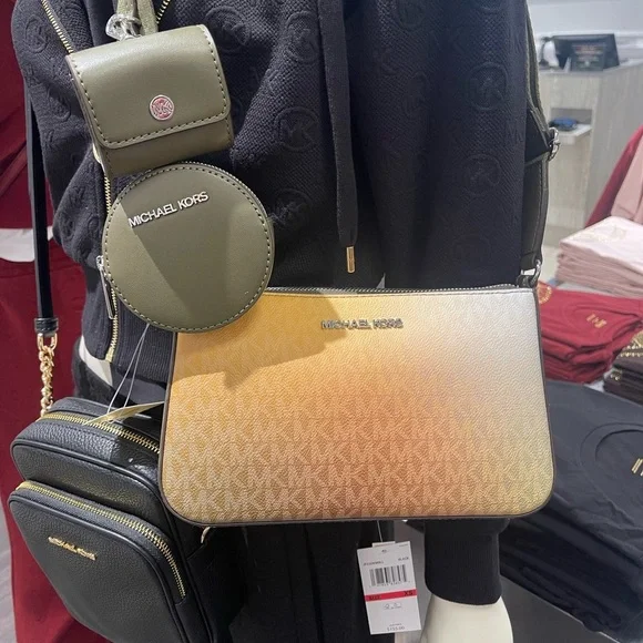 MICHAEL KORS Jet Set Sm Ombré Signature Logo Crossbody Case Apple Airpods Pro