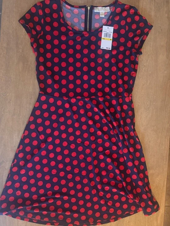 🇺🇸 Michael Kors Navy Dress with Red Polka Dots