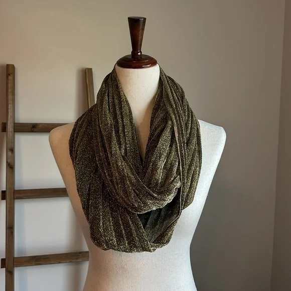 Apt. 9 Gold Infinity Scarf Excellent Used Condition