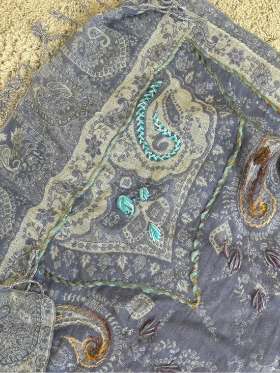 Hand Embroidered Wool Shawl/Wrap Violet Purple Wool Stitch on Paisley 29” x 66”