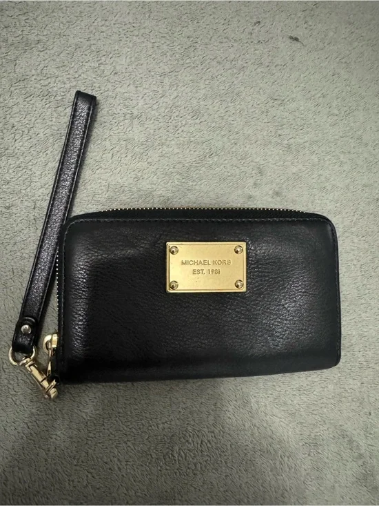 Michael Kors Black Leather Wristlet Wallet