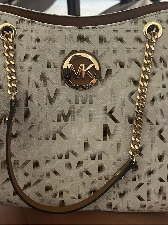 Michael Kors Cream/Beige Logo Chain-Handle Shoulder Tote