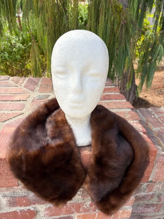 Genuine Mink Fur Collar Unlined Cute On A Coat