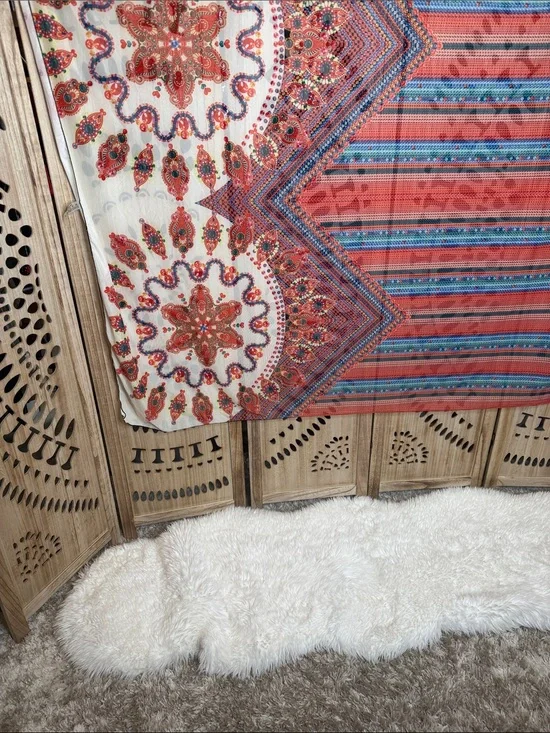 SHEIN Red & Blue Boho Mandala Tapestry