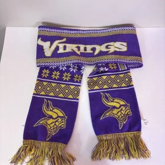 Minnesota Vikings‎ Football NFL Purple & Yellow Winter Scarf
