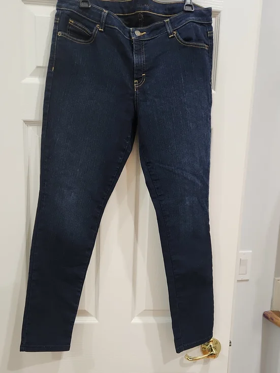MICHAEL KORS DENIM JEANS DARK WASH SZ 12, STRAIGHT / SKINNY LEG MED RISE