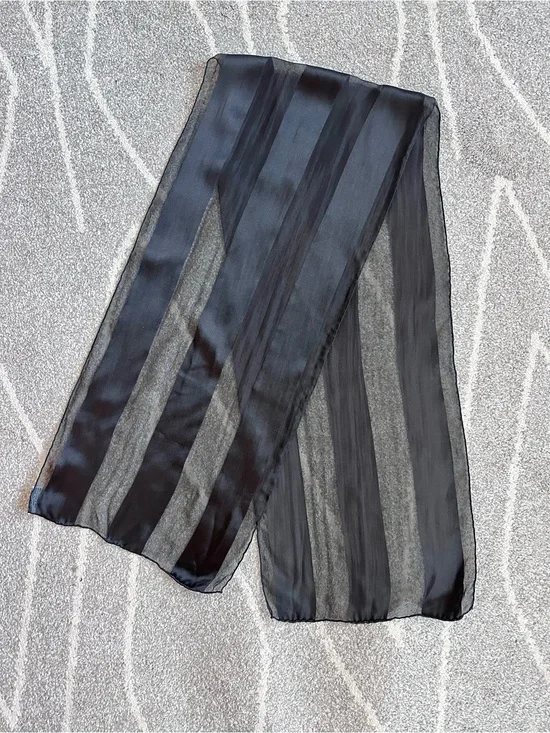 Vera Neumann Vintage 70s Black 100% Silk Scard