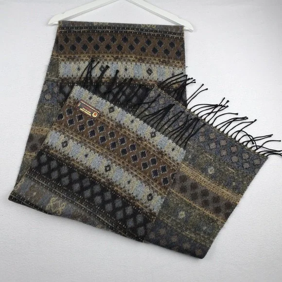 Berkshire Italy Reversible Scarf Women's Multicolor Geometric Fringed‎ Trim