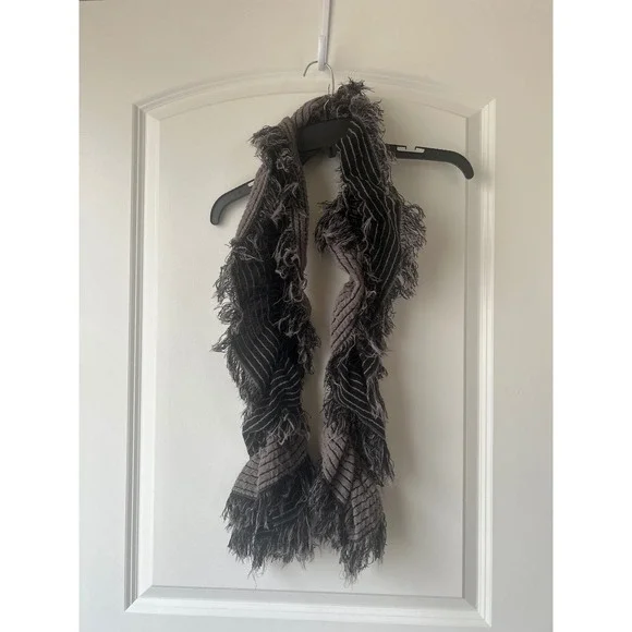 Lea Clement France Wool Blend Striped Textured Fringed Scarf Taupe Black 57x8