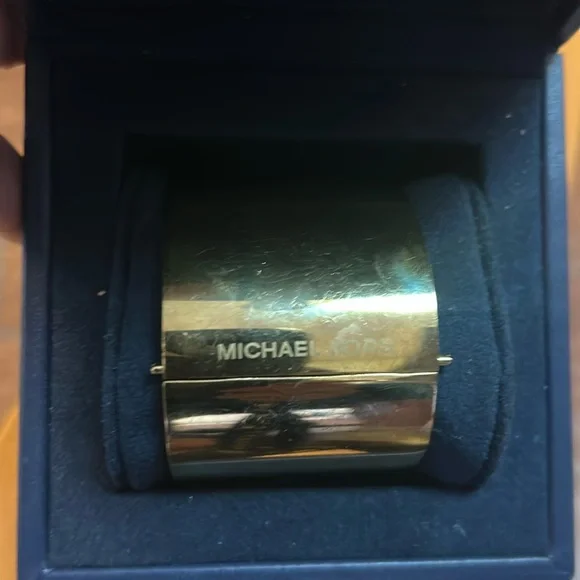MICHAEL KORS GOLD‎ plated  Bracelet