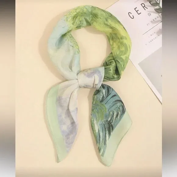 Elegant Green and Blue Scarf S6