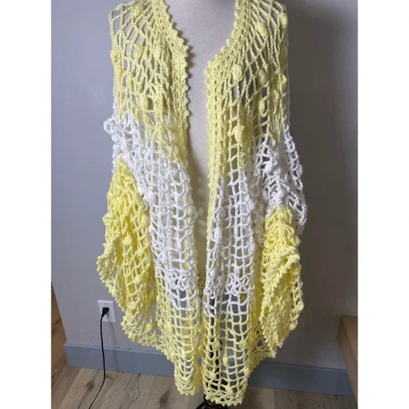 Vintage 60s 70s Crochet Shawl Wrap Yellow White Popcorn Stitch Boho Open Knit