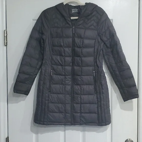 Black Micheal Kors Down Filled Jacket Size Small