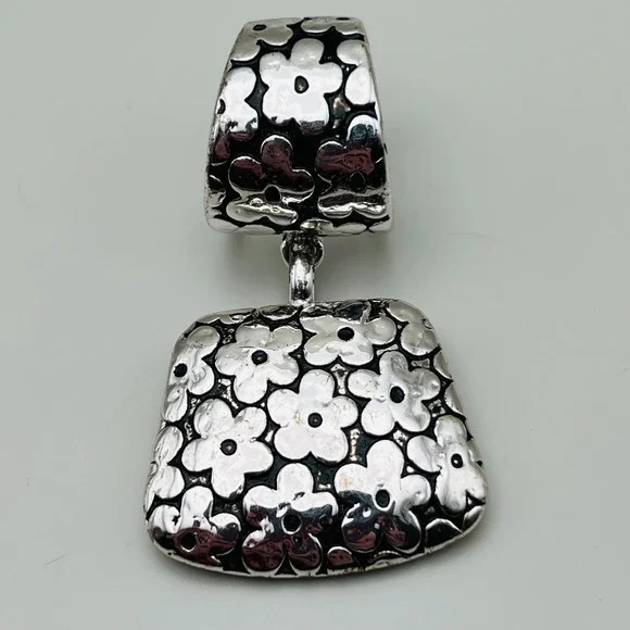 Silver Tone Floral Slide Scarf Enhancer Pendant Hammered Textured Dangle‎