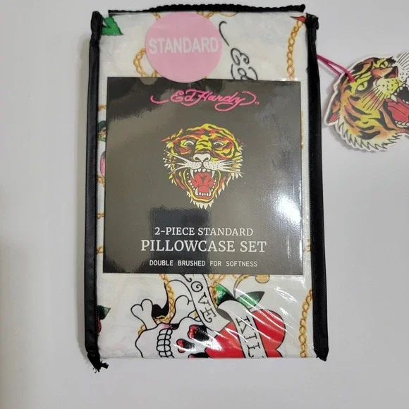 Ed Hardy 2 Piece Standard Pillowcase Set Tattoo Tiger Skull Gold Chain White NEW