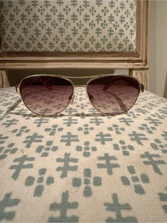 Kate Spade ♠️ Gold Frame Sunglasses with Tortoise Arms - Women's Accessories
