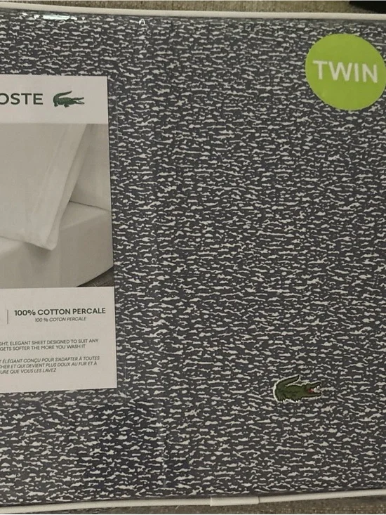 Lacoste Navy and White Cotton Percale Twin Sheet Set with Green Crocodile Logo