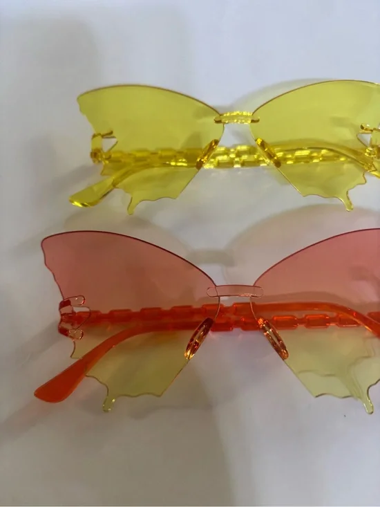 Butterfly Rimless Sunglasses - Yellow & Orange Gradient
