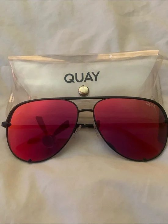 QUAY Aviator Sunglasses with Red Mirrored Lenses