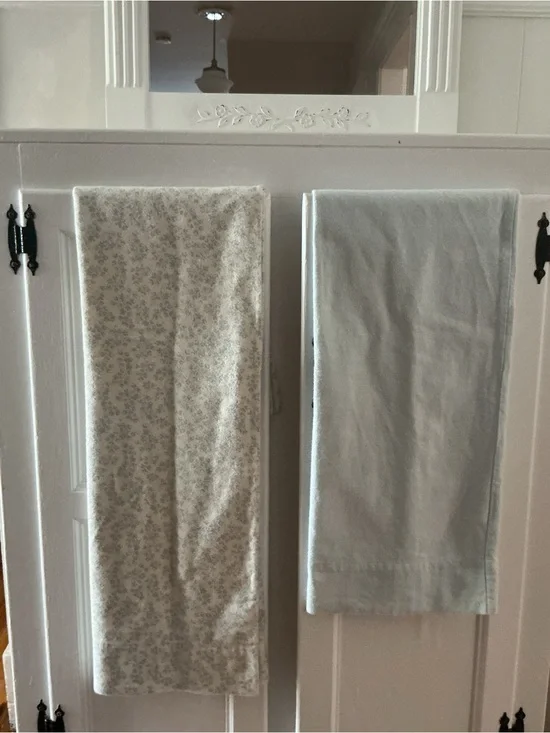 Shabby Chic Pair of 100% Flannel Cotton Pillowcases