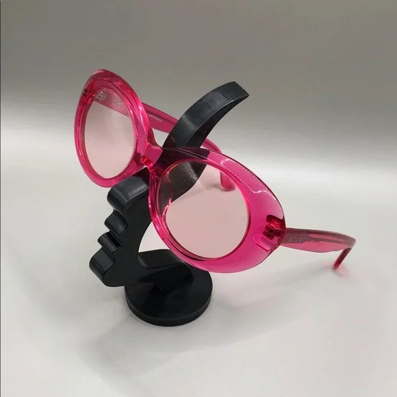 Diff Eyewear Olivia Pink Crystal Sunglasses Oval Trendy