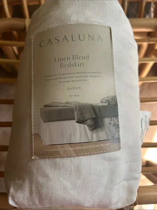 Casaluna Queen Linen Blend Bedskirt in fresh white