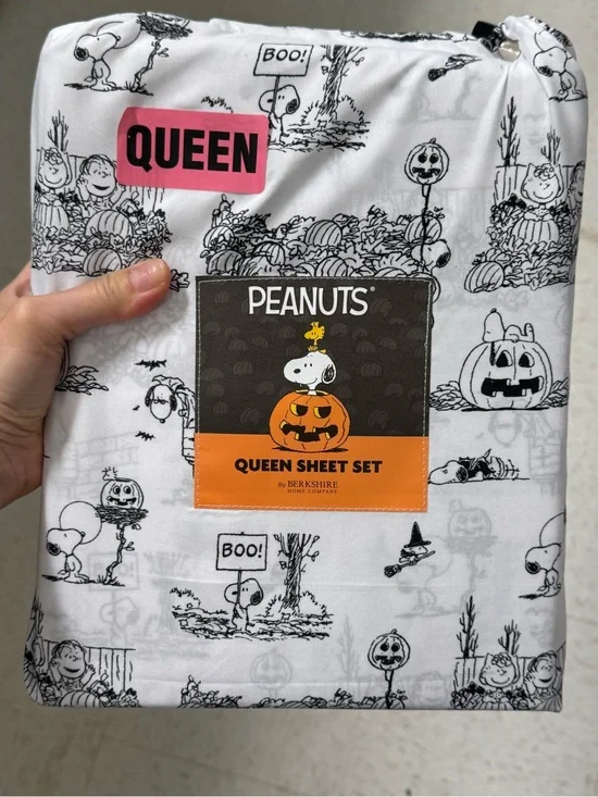 Peanuts Queen Halloween Sheet Set by Berkshire - White with Black Print