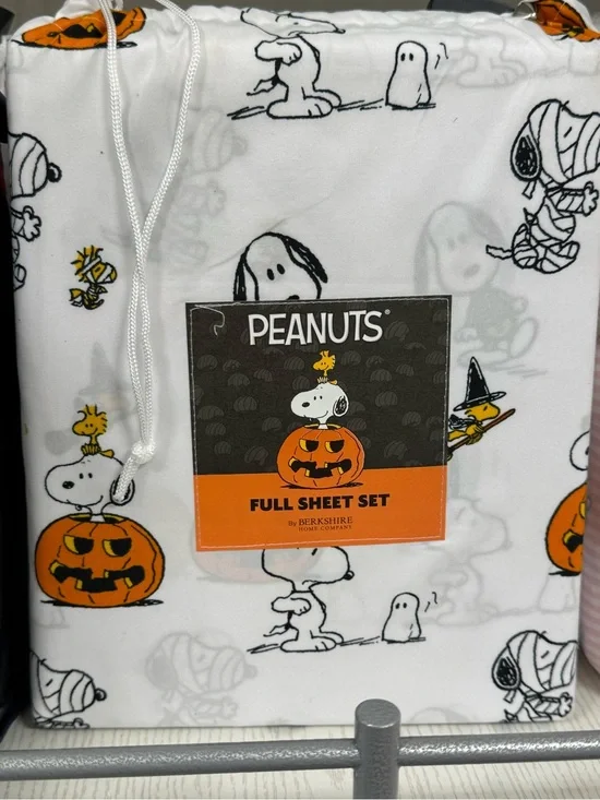 Peanuts Halloween Full Sheet Set - White, Orange, Black
