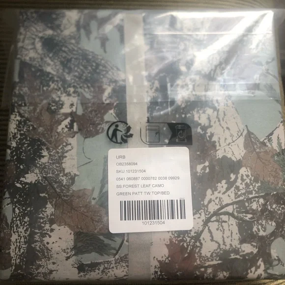 Urban Outfitters twin sheet set NWT