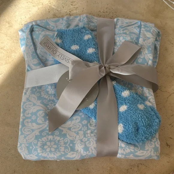 Karen Neuburger Blue and White Bedding Set with Socks