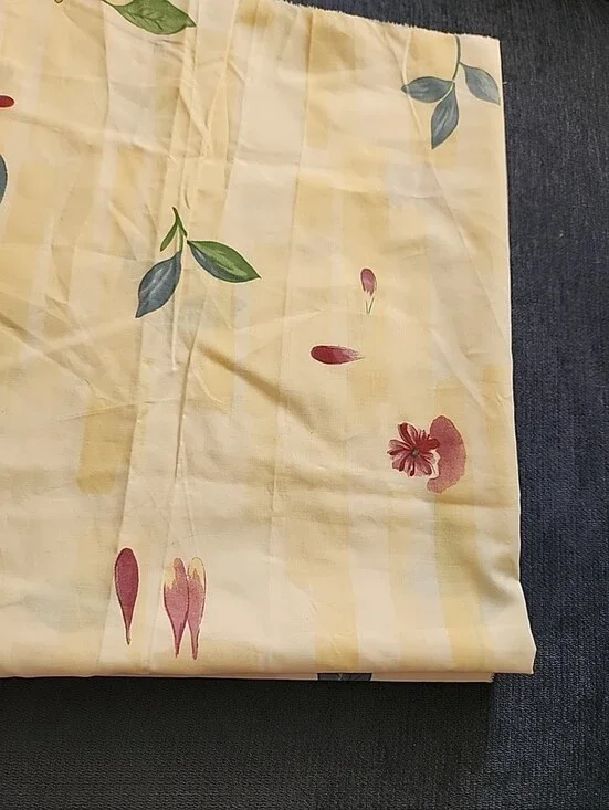 Vintage 80s  Crosscill Botanica Yellow Floral  Fabric L72