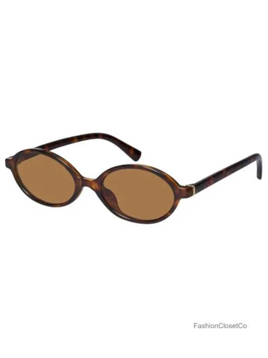 Small Oval Retro Sunglasses for Women UV400 Protection Plastic Frame