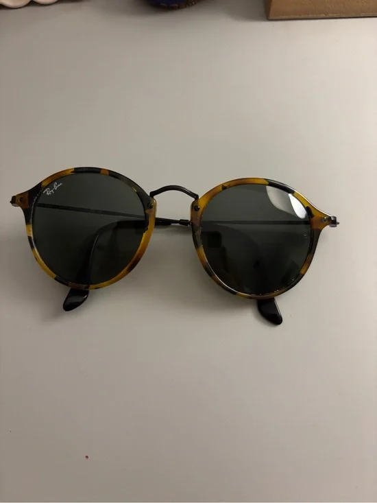 Ray-Ban Sunglasses