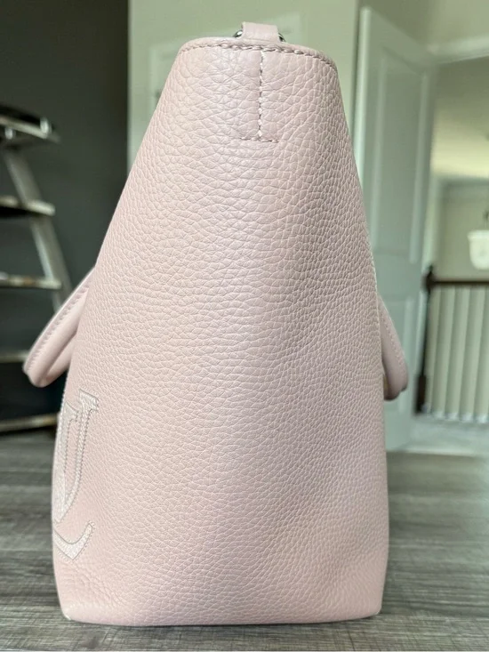 Louis Vuitton Parnell’s Tote Bag