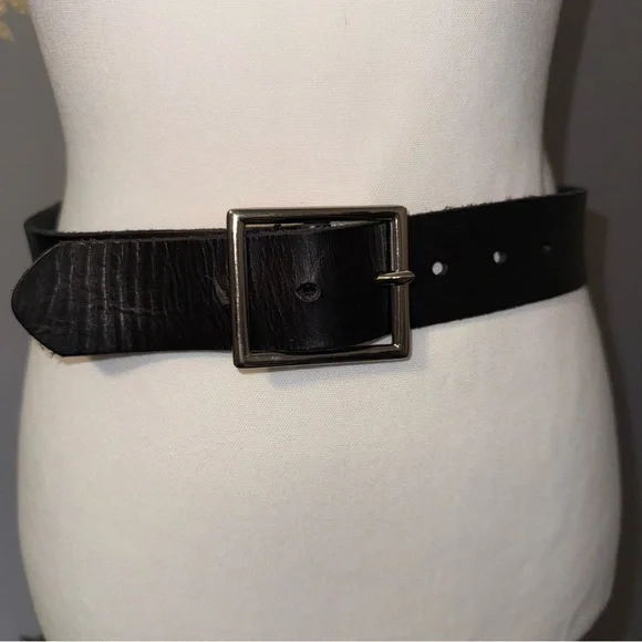 Urban Outfitters Men’s Sm Black Leather Belt Silver Buckle‎ Casual Biker Modern
