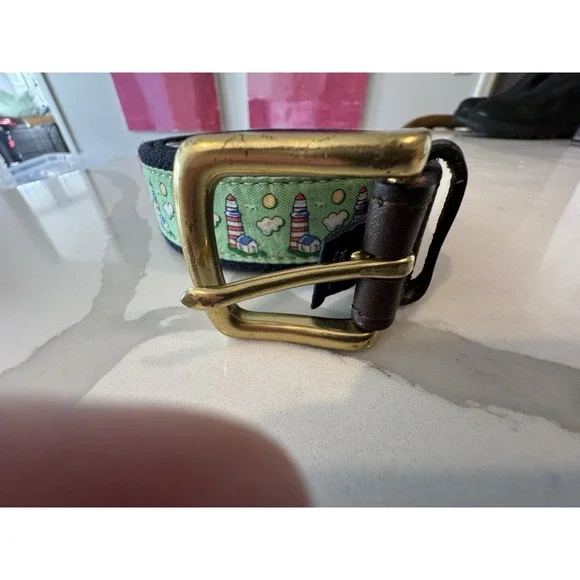Vineyard‎ Vines Men's Belt Size 32 Light House Excellent Condition.