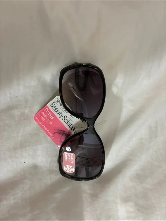 Petites Black Sunglasses