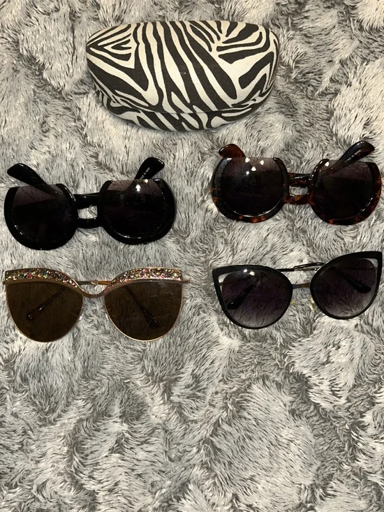 Women’s Sunglasses - Black, Tortoise, Gold, Black (4-Pack)